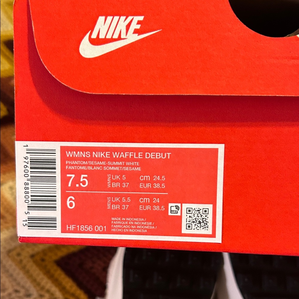 Nike New In Box Cream and Leopard Accent Sneakers - Picture 5 of 6